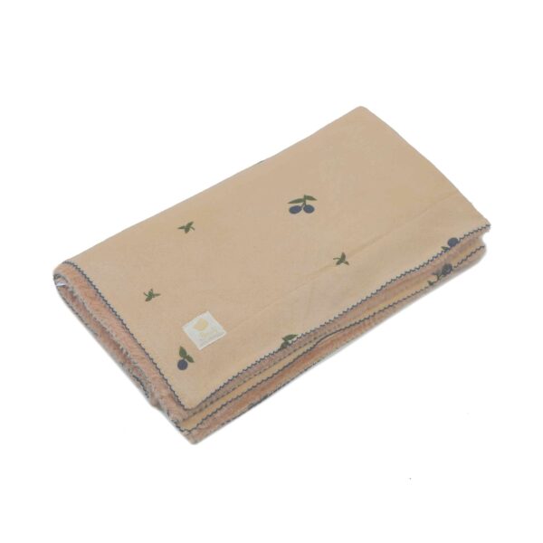 design-13-11-600x600 שמיכה קטיפה בז' זייתים כחול | בנטי